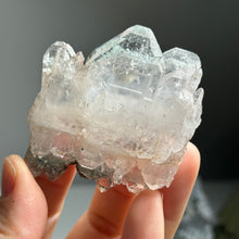 Load image into Gallery viewer, Colombian Faden Quartz Cluster with Chlorite / Hematite inclusions