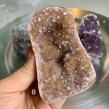 Load image into Gallery viewer, Top quality - rainbow amethyst tower from Uruguay / colorful amethyst druzy towers