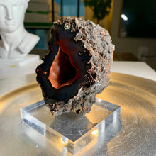 Load image into Gallery viewer, Rare - high quality Argentina red fox agate geode with UV reaction