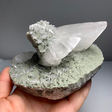 Load image into Gallery viewer, Rare - self- stand dogtooth calcite matrix
