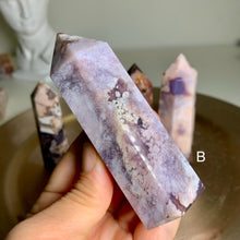 Load image into Gallery viewer, Rare - high quality blue flower agate towers / points