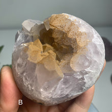 Load image into Gallery viewer, Top quality- Uruguay rainbow amethyst Freeform with sugary druzy