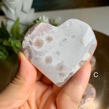 Load image into Gallery viewer, Top quality - pink flower agate heart