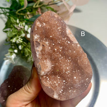 Load image into Gallery viewer, High quality- druzy rainbow /colorful amethyst from Uruguay