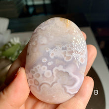 Load image into Gallery viewer, Rare - top quality pink flower agate palm stone