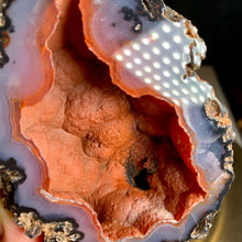 Load image into Gallery viewer, Rare - High quality Argentina red fox agate geode with UV reaction