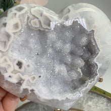 Load image into Gallery viewer, Rare - Top quality druzy agate heart from Brazil (free stand )