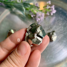 Load image into Gallery viewer, Rare - High quality Colombia pyrite
