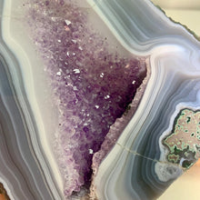 Load image into Gallery viewer, Amethyst cathedral with nice agate banding on skin