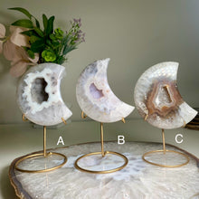 Load image into Gallery viewer, High quality - druzy agate moon from Brazil ( free stand)