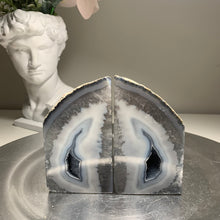 Load image into Gallery viewer, High quality - Bookends from Brazil with druzy