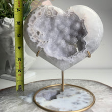 Load image into Gallery viewer, Rare - Top quality druzy agate heart from Brazil (free stand )