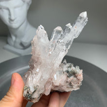 Load image into Gallery viewer, High quality- pink lemurian quartz cluster from Colombia