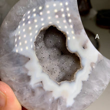 Load image into Gallery viewer, High quality - druzy agate moon from Brazil ( free stand)