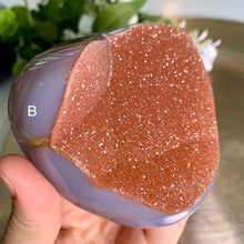 Load image into Gallery viewer, Rare - sugery rainbow amethyst freeform / Uruguay rainbow amethyst