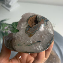 Load image into Gallery viewer, Top quality - sugary druzy rainbow amethyst / colorful amethyst from Uruguay