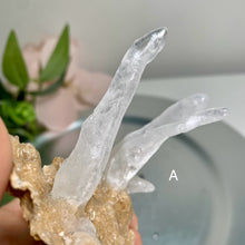 Load image into Gallery viewer, Rare - art shape crystalline crystal cluster