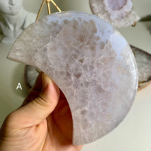 Load image into Gallery viewer, Rare - medium size top quality sugary druzy agate moon ( free stand)