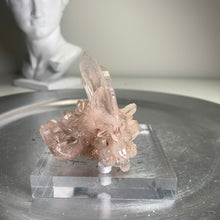 Load image into Gallery viewer, High quality- pink Himalayan quartz cluster