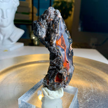 Load image into Gallery viewer, Rare found - Argentina red fox agate geode with UV reaction