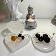 Load image into Gallery viewer, Clear quartz bowl