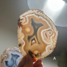 Load image into Gallery viewer, Top Quality Brazilian Agate Slice – Natural Banding, Soft Lavender Tones & Artistic Patterns