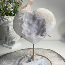 Load image into Gallery viewer, Rare - top quality druzy agate heart from Brazil (free stand)