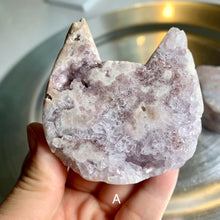 Load image into Gallery viewer, Pink amethyst druzy carving pink amethyst druzy cat head pink amethyst bear head