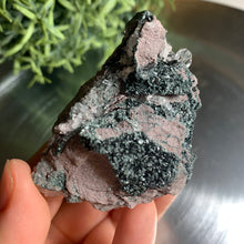 Load image into Gallery viewer, New found - green chlorite pink lemurian quartz 21