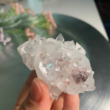 Load image into Gallery viewer, Top quality diamond apophyllite with red heulandite on blue calcedony 03