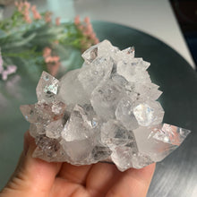 Load image into Gallery viewer, Top quality diamond apophyllite with red heulandite on blue calcedony 03