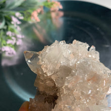 Load image into Gallery viewer, Apophyllite with stilbite ok pink calcedony / apophyllite cluster 01
