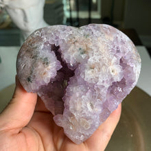 Load image into Gallery viewer, Top quality - pink amethyst druzy heart flower agate heart