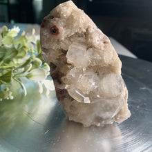 Load image into Gallery viewer, Diamond apophyllite with stilbite on pink calcedony 05
