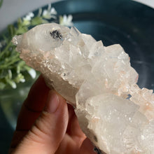 Load image into Gallery viewer, Diamond apophyllite with stilbite on pink calcedony / apophyllite cluster 03