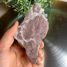 Load image into Gallery viewer, New found - green chlorite lemurian quartz cluster 14