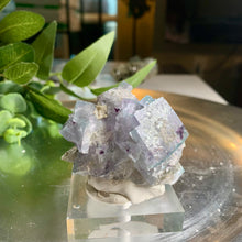 Load image into Gallery viewer, Blue Yaogangxian Fluorite with quartz 03