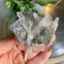 Load image into Gallery viewer, Yaogangxian fluorite with quartz / yaogangxian mine 04