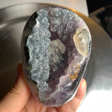 Load image into Gallery viewer, Rare - surgery rainbow amethyst with calcite tower
