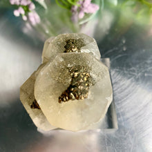 Load image into Gallery viewer, Rare - Benz calcite with calcopyrite 1