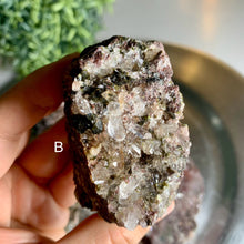Load image into Gallery viewer, Gemmy epidote quartz cluster epidote crystal 03