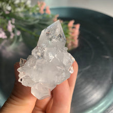 Load image into Gallery viewer, Diamond apophyllite on blue calcedony 05