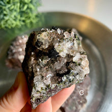 Load image into Gallery viewer, Gemmy epidote quartz cluster epidote crystal 03