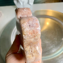 Load image into Gallery viewer, Pink amethyst flower pink amethyst druzy carving