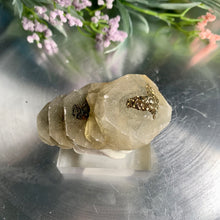 Load image into Gallery viewer, Benz calcite / Mercedes calcite with calcopyrite 03