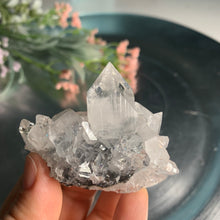 Load image into Gallery viewer, Diamond apophyllite on blue calcedony 05