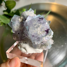 Load image into Gallery viewer, Blue Yaogangxian Fluorite with quartz 03
