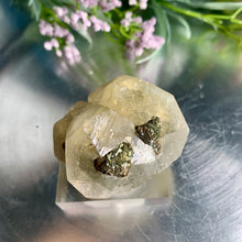 Load image into Gallery viewer, Benz calcite / Mercedes calcite with calcopyrite 04