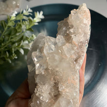 Load image into Gallery viewer, Diamond apophyllite with stilbite on pink calcedony / apophyllite cluster 04
