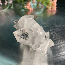 Load image into Gallery viewer, Diamond apophyllite on blue calcedony 05
